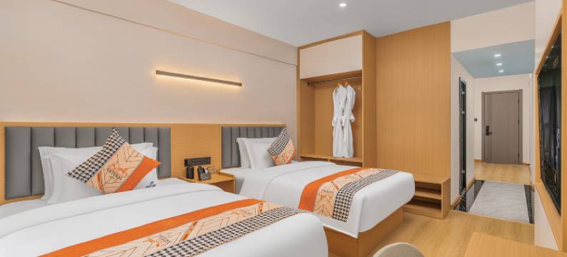 西双版纳景洪橡泰大酒店(民族风情园店)图片