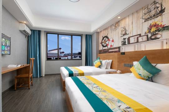 衡阳时光漫步精品民宿(南岳大庙店)