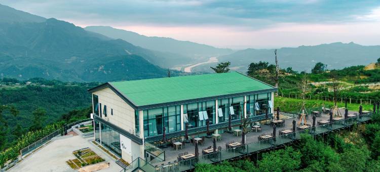 蛮谷桃缘民宿(乐山马鞍山店)图片