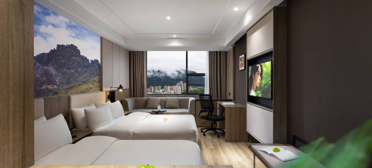 悦山精选酒店(江口梵净山公园民俗街店)图片