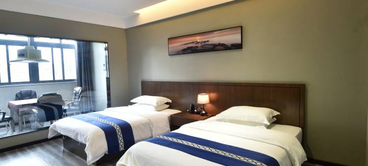 馨苑酒店(十堰房县诗经文化广场店)图片