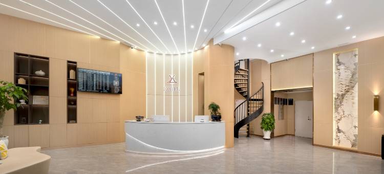 鹤岗宇龙宾馆(火车站时代广场店)图片