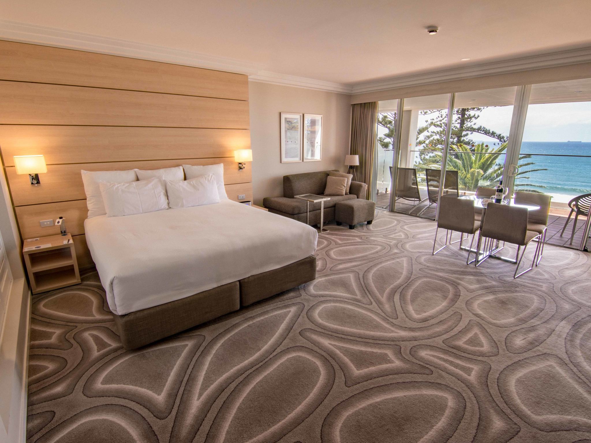 Novotel Wollongong NorthbeachOver view