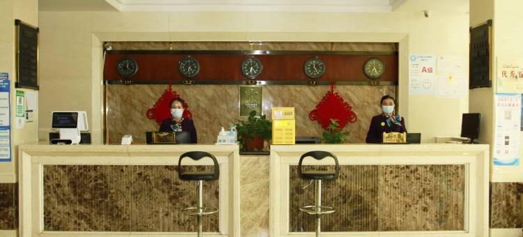 青河青龙湖大酒店图片