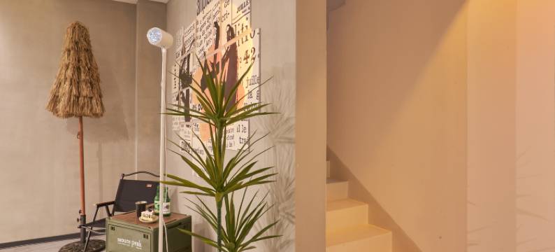 一介巷子里·露营影音设计民宿(普陀山机场蜈蚣峙码头店)图片