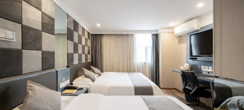 宿适精选酒店(曹杨路地铁站店)图片