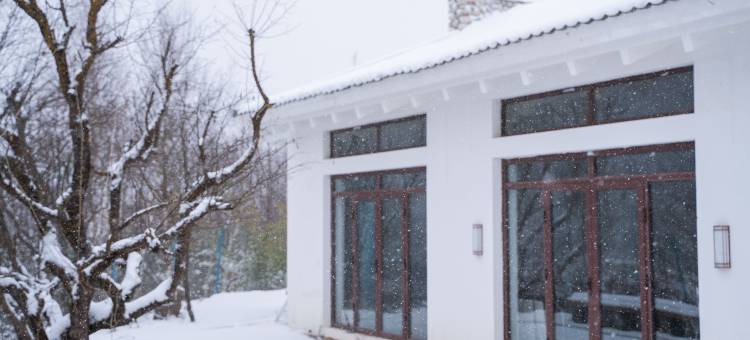 鳌山石头小筑图片