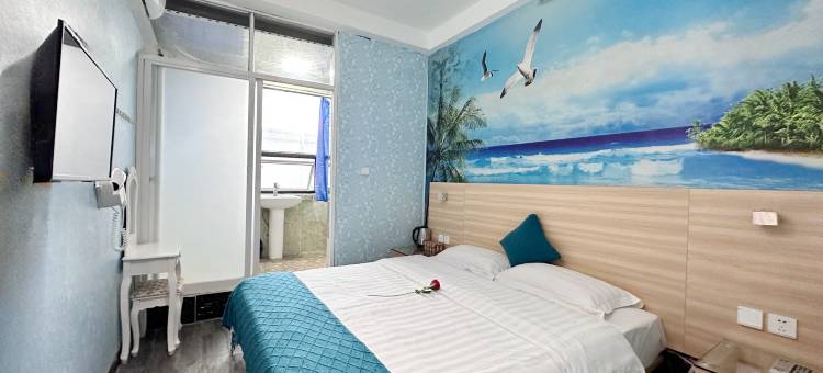 南宁途中主题酒店(广西大学东门店)图片