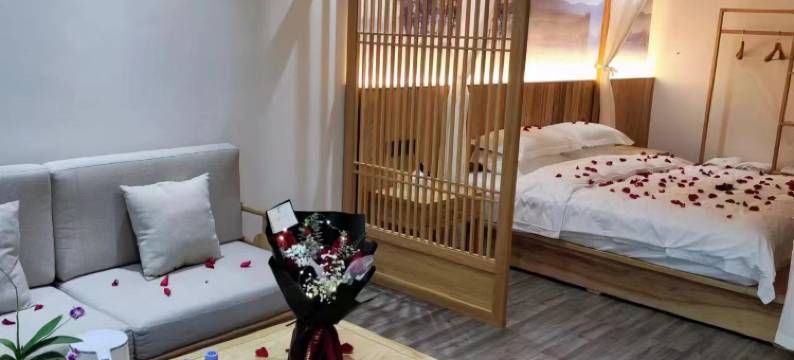 青城山既见山居亲子私汤民宿(青城后山店)图片