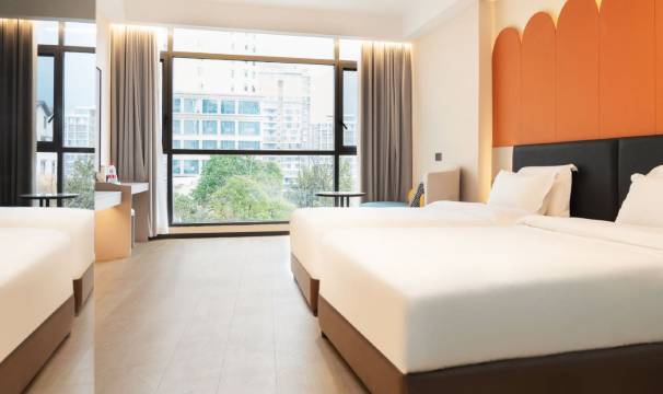 季朵酒店(伯爵江山店)