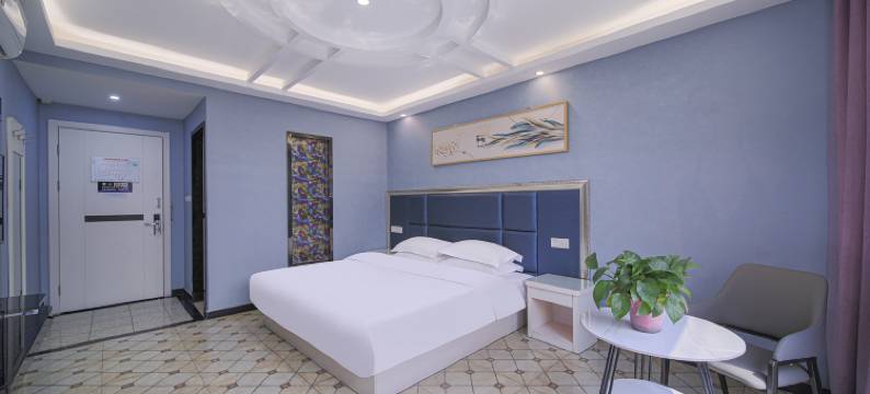 名轩精品宾馆(嘉善大润发体育中心店)图片