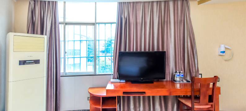 华天大酒店(六盘水站人民广场店)图片