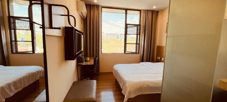 武汉鑫隆商务宾馆(湖北第二师范学院店)图片