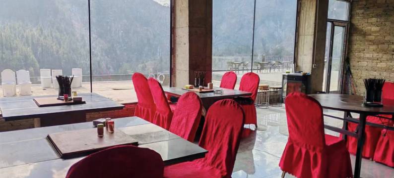 德钦雨崩如果观景客栈图片