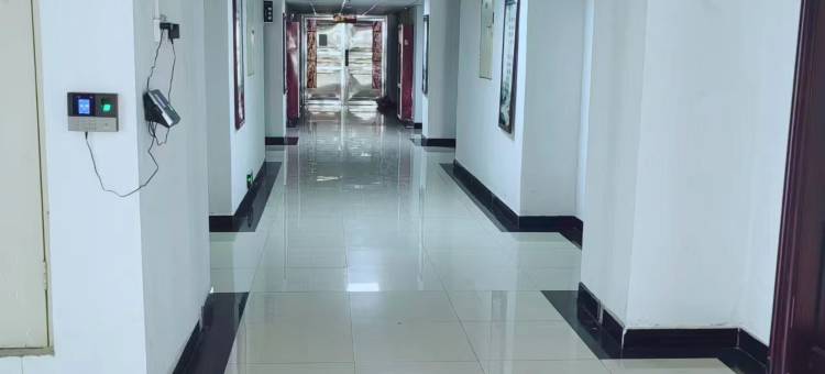 禾梧桐连锁民宿(鹿邑华联城市广场店)图片