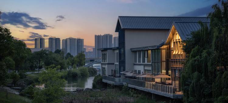 绵阳云栖七号度假酒店(小枧湿地公园店)图片