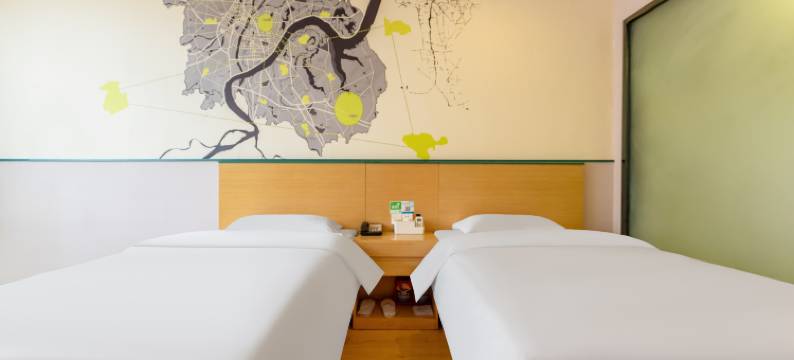 越家酒店(南昌青山湖万达李巷地铁站店)图片