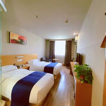 云景精选酒店(南阳火车站新华城市广场店)