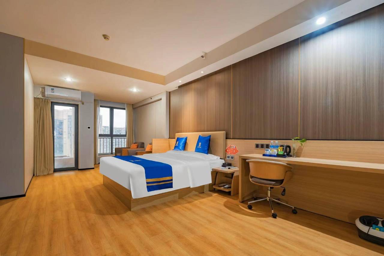 速8优选酒店(成都郫县龙湖时代天街店)