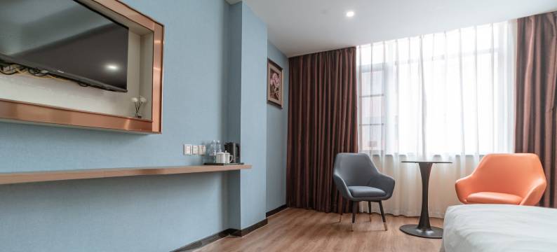 逸境智享酒店(南宁火车站广西大学店)图片