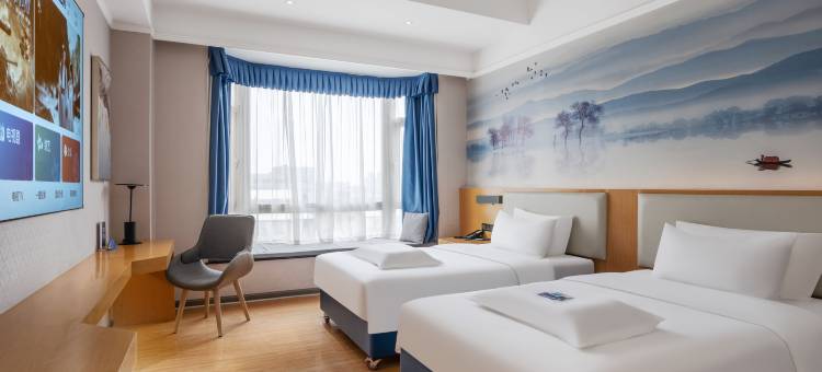 凯里亚德酒店(广州番禺奥园广场店)图片