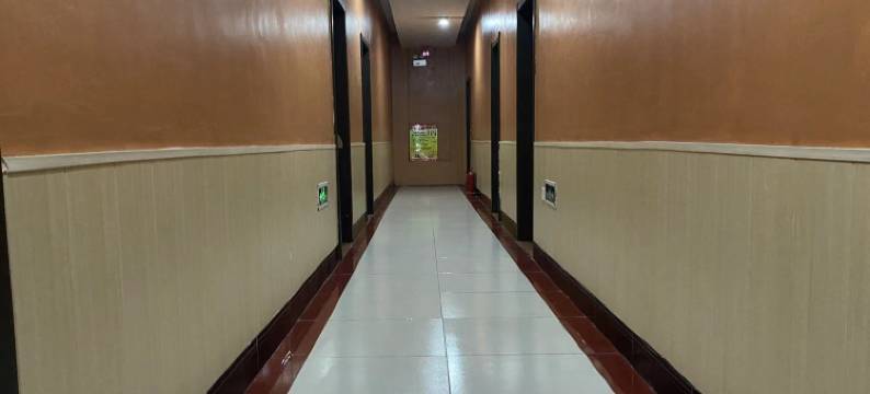 台前家和酒店图片