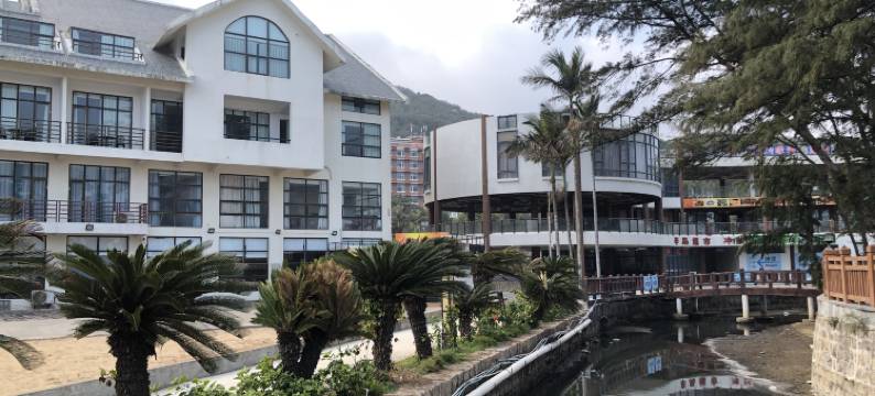 半岛假日•湾畔酒店(南澳岛青澳湾北回归线广场店)图片