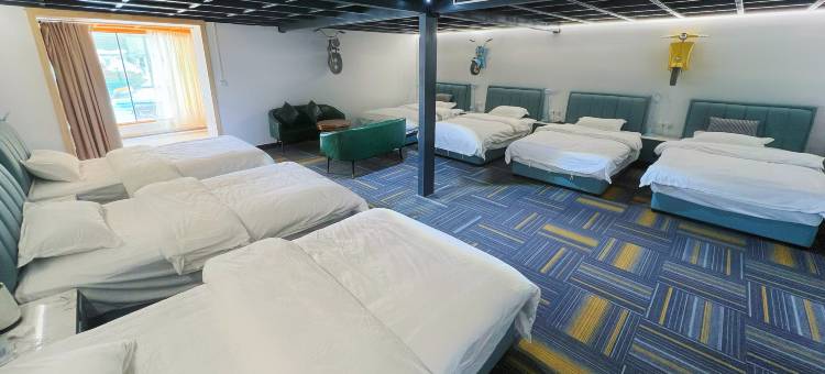 转山基地客栈图片