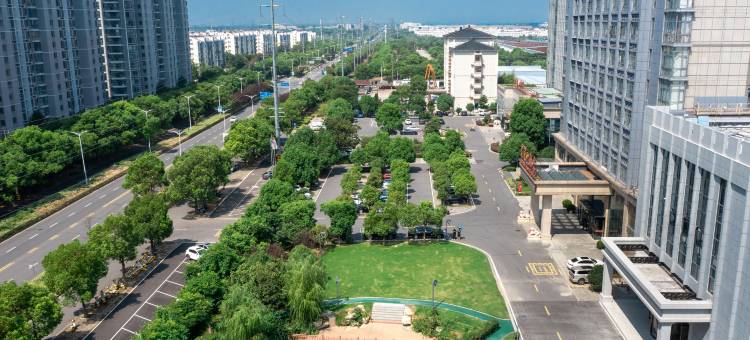 句容皇冠酒店图片