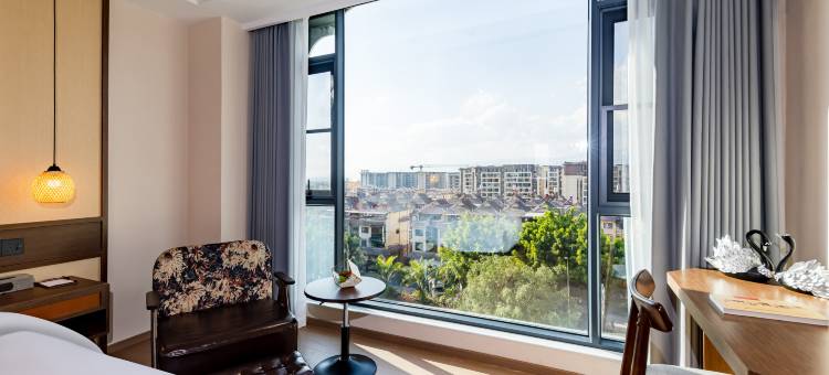 锦悦酒店(德宏芒市机场珠宝小镇店)图片