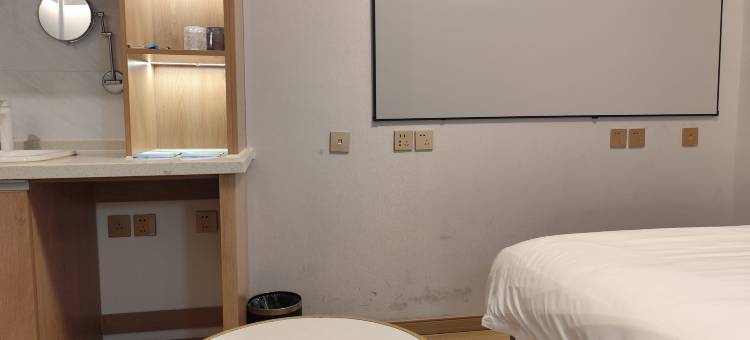 银山靓丽酒店图片