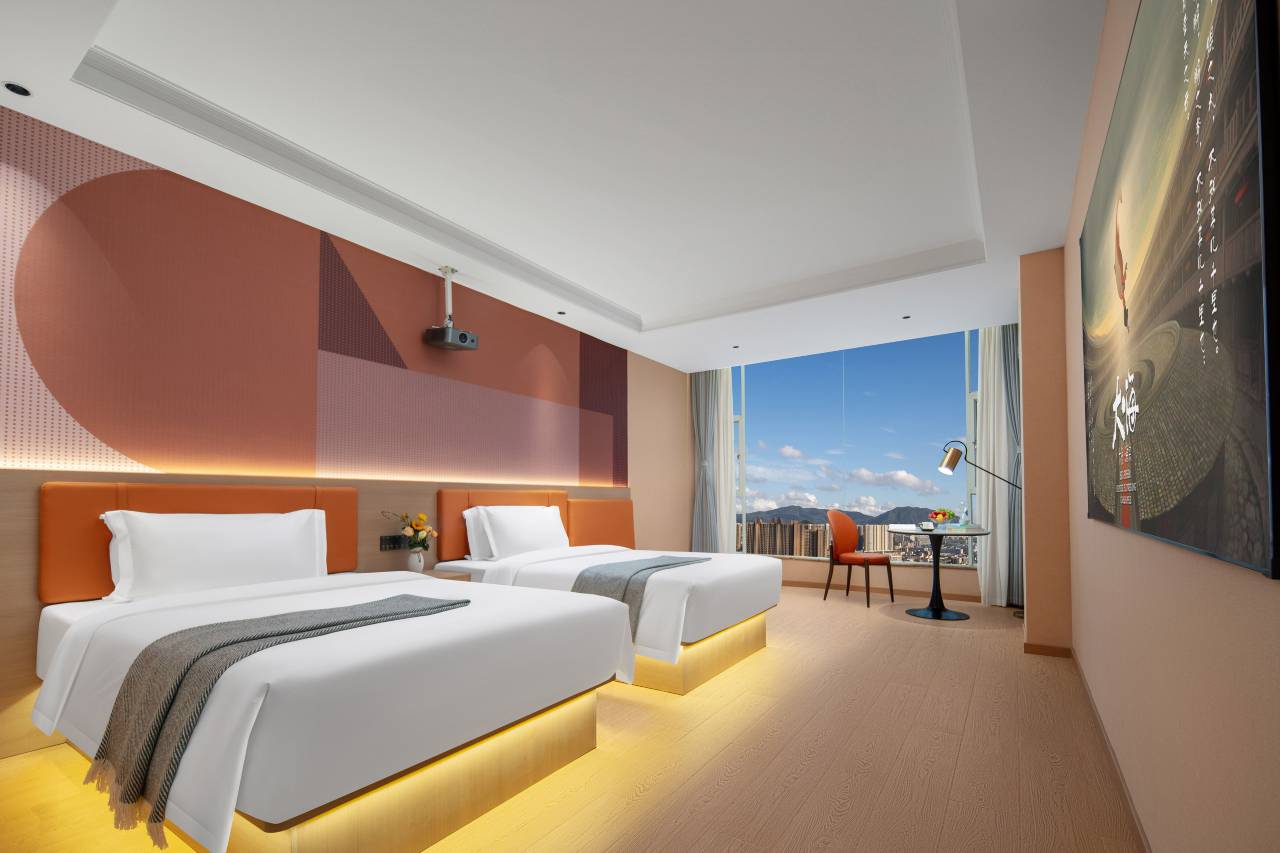 安顺•悦漫致丨CINEMAMTHSCENERYVACAY温泉酒店(平坝南站区政府店)图片