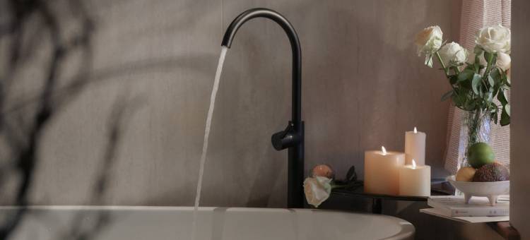 汀渺｜全视野格姆女神湖景度假酒店(泸沽湖蒗放码头店)图片