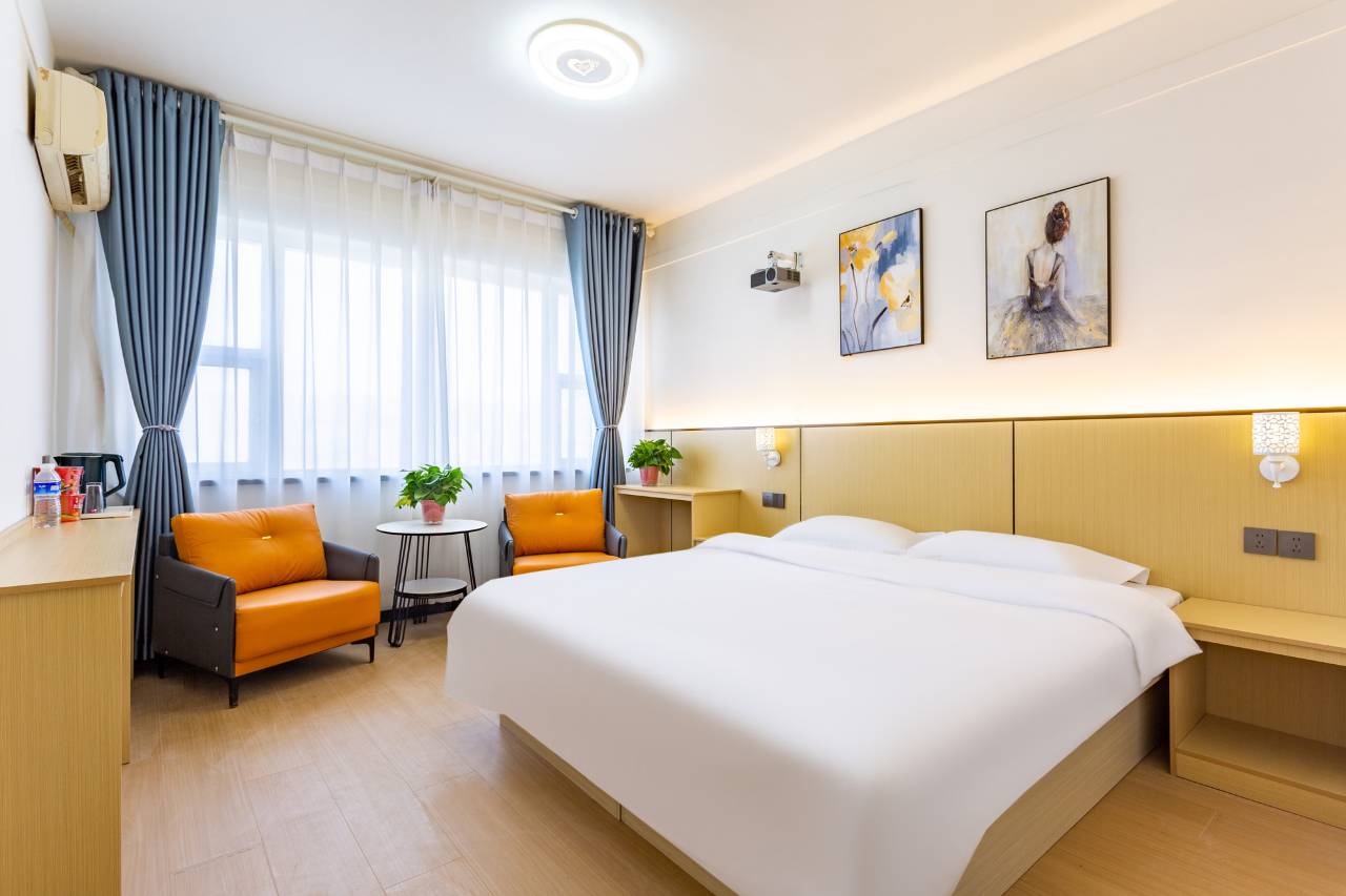 简约民宿(洛阳火车站店)