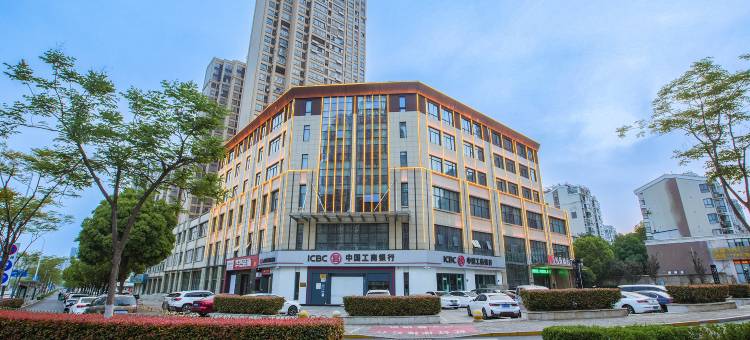 柏曼酒店(六安银泰万达店)图片
