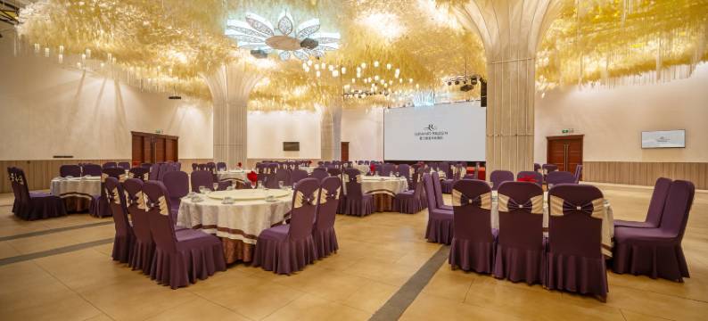 名门丽呈华廷酒店(昆仑湖和田新夜市店)图片