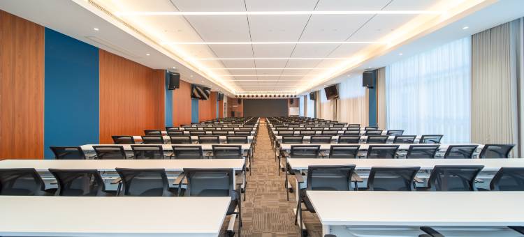 兰欧国际酒店(韶山景区高铁站店)图片