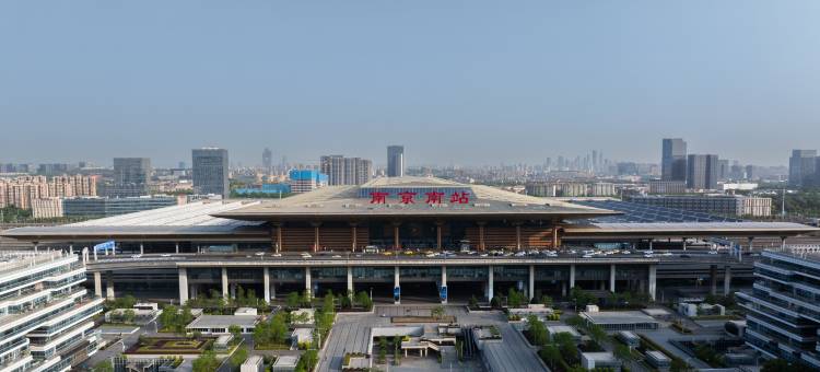 喆越酒店(南京南站南广场绿地之窗店)图片