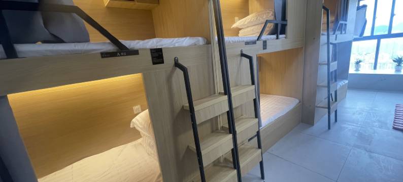 等你十年青年旅社(淮北海容广场店)图片