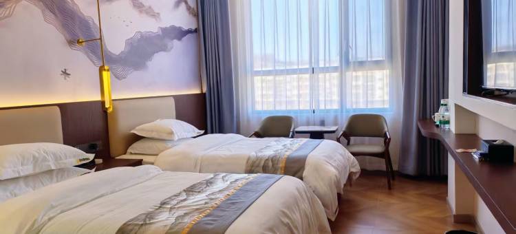 云华国际酒店(西和人民医院汽车站店)图片