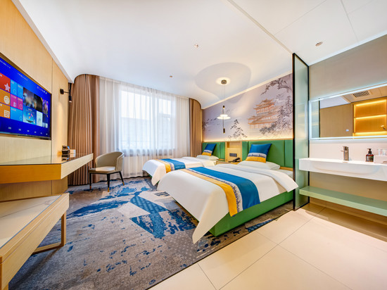 鑫海假日酒店(满洲里站中苏金街店)