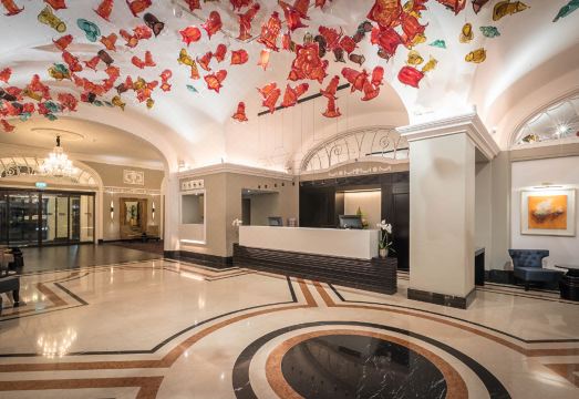 Riu Plaza the Gresham Dublin Hotel Overview