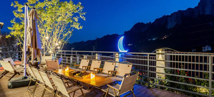 铂顿元世纪酒店(恩施大峡谷店)图片