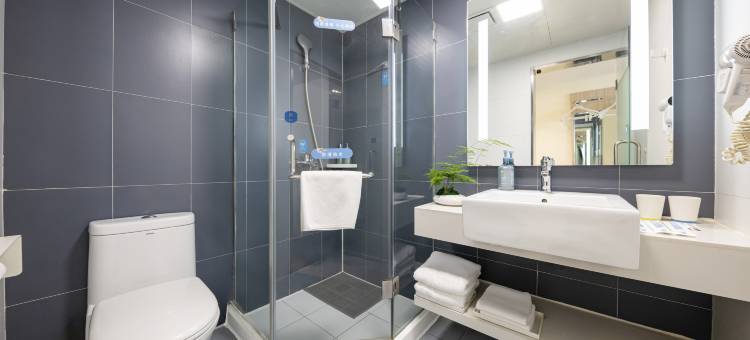 如家华驿精选酒店(西昌邛海17度万达广场店)图片