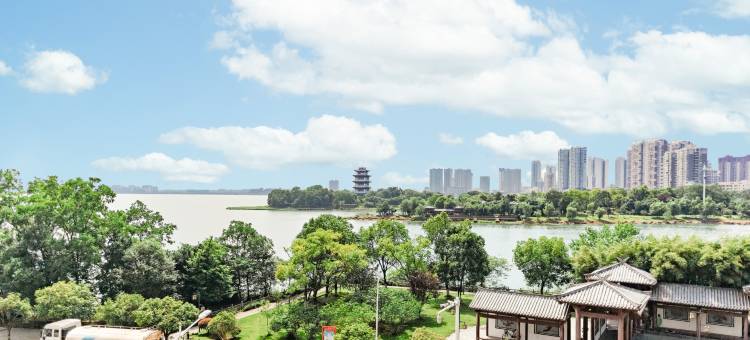 小鹿辰客·尚悦酒店(三湖连江二乔公园店)图片