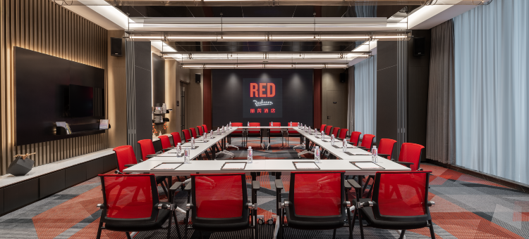 吉林市RadissonRED丽芮酒店图片
