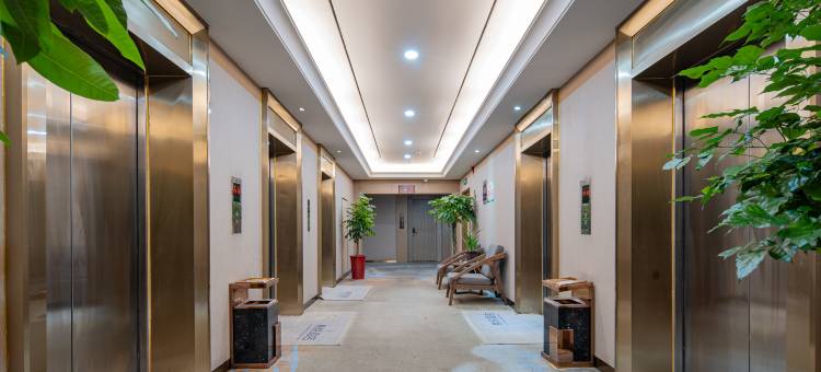 希悦酒店(十堰高铁万达广场店)图片