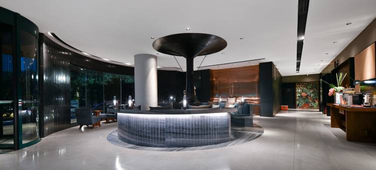 优范Plus·江景酒店(医科大一附院南湖公园店)图片