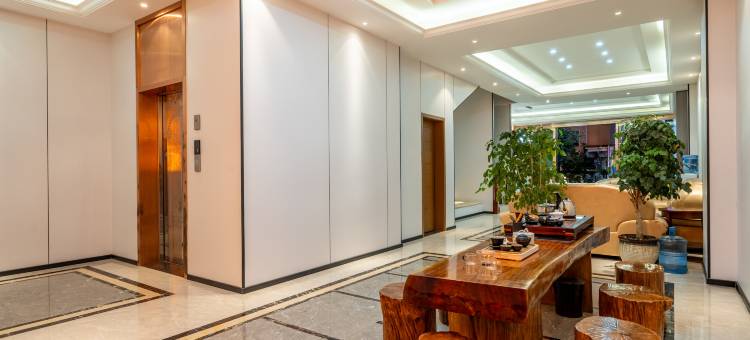 颐和居酒店(广南高铁站店)图片