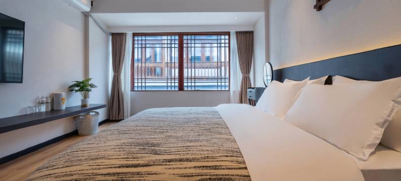 丽江花暖巷民宿(古城南门忠义市场店)图片